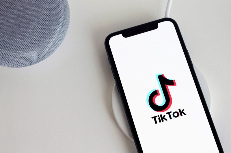 Tải video Tik Tok không có nút lưu trên iPhone